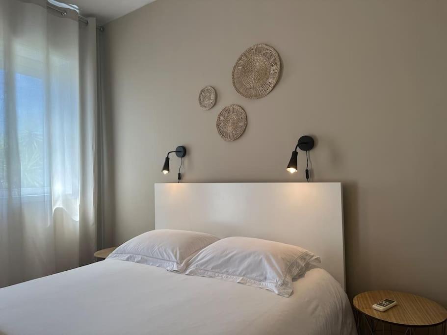 Renovado Com Ac, 2 Wc Completos, Terraco E Garagem Appartement Porto Buitenkant foto